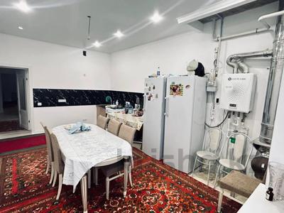 3-бөлмелі пәтер · 129 м² · 1/5 қабат, Алтын орда 23, бағасы: 41 млн ₸ в Актобе