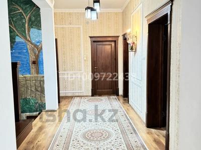 Жеке үй · 5 бөлме · 250 м² · 6 жүзд., 1 мая 64 — Клиника даумед, бағасы: 72 млн ₸ в Шымкенте, Туран р-н