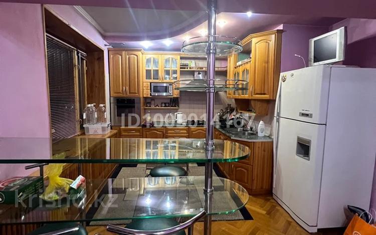 2-бөлмелі пәтер · 55 м² · 5/5 қабат, Тимирязева 32Б — Пересечение Маркого, бағасы: 300 000 ₸ в Алматы, Бостандыкский р-н — фото 2