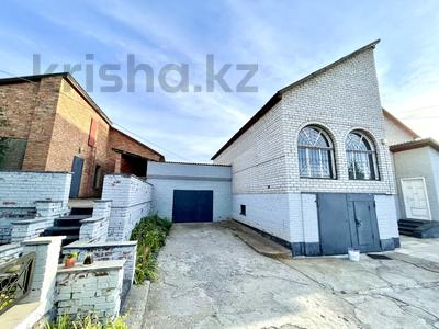 Отдельный дом · 6 комнат · 220 м² · 15 сот., Айтыкова 14 — Куленовка за 75 млн 〒 в Усть-Каменогорске