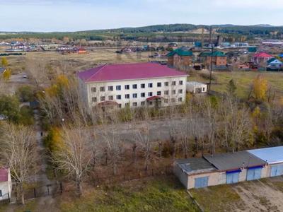 Еркін, кеңселер, дүкендер мен бутиктер, сұлулық салондары, медорталықтар мен дәріханалар, білім орталықтары, ойын-сауық · 2300 м², бағасы: 150 млн ₸ в Бурабае