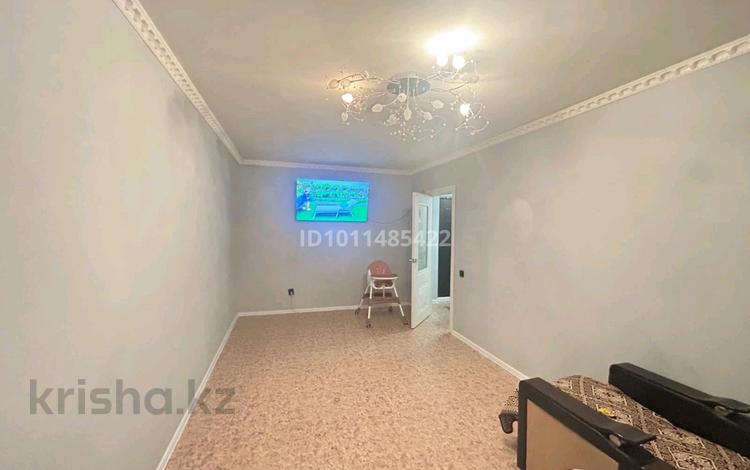 2-комнатная квартира · 52 м² · 5/9 этаж, мкр 4, Самал 98/1 — Садик и Алтындар и школа за 19 млн 〒 в Уральске — фото 2