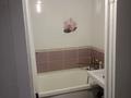 2-бөлмелі пәтер · 54 м² · 4/5 қабат, Абая 77 — Возле кинг донера, бағасы: 18 млн ₸ в Сатпаев — фото 5