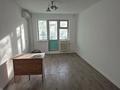 2-бөлмелі пәтер · 45 м² · 3/5 қабат, мкр 5, Есет батыра 73а — Гуманитарный колледж, бағасы: 12.5 млн ₸ в Актобе — фото 5