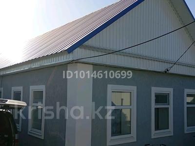 Отдельный дом · 4 комнаты · 133 м² · 6 сот., мкр Шанхай, Снайперская 132 за 25 млн ₸ в Актобе