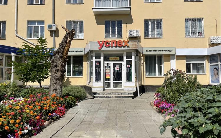 Еркін, дүкендер мен бутиктер, сұлулық салондары · 56 м², бағасы: 37 млн ₸ в Усть-Каменогорске — фото 2