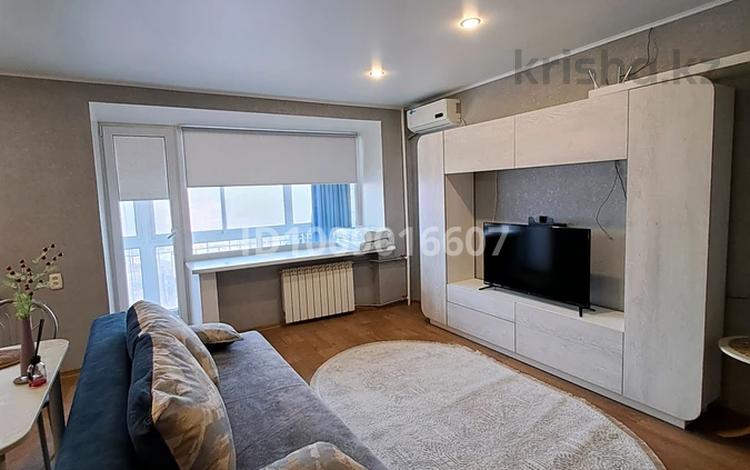 1-комнатная квартира · 38 м² · 12/12 этаж, Славского 26 за 200 000 〒 в Усть-Каменогорске — фото 2