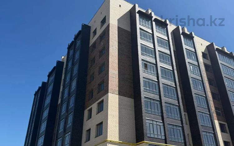 2-комнатная квартира · 68 м² · 4/10 этаж, Жуманиязова 120 за 22 млн 〒 в Уральске — фото 2