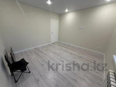 3-комнатная квартира · 77 м² · 2/10 этаж, мкр Юго-Восток, Камали Дүйсембекова за 40 млн 〒 в Караганде, Казыбек би р-н