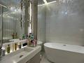 4-комнатная квартира · 190 м² · 1/3 этаж, Жамакаева 252 за 240 млн ₸ в Алматы, Медеуский р-н — фото 35