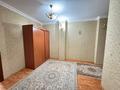 2-бөлмелі пәтер · 74 м² · 4/9 қабат, Баймуханова 45А, бағасы: 200 000 ₸ в Атырау — фото 4