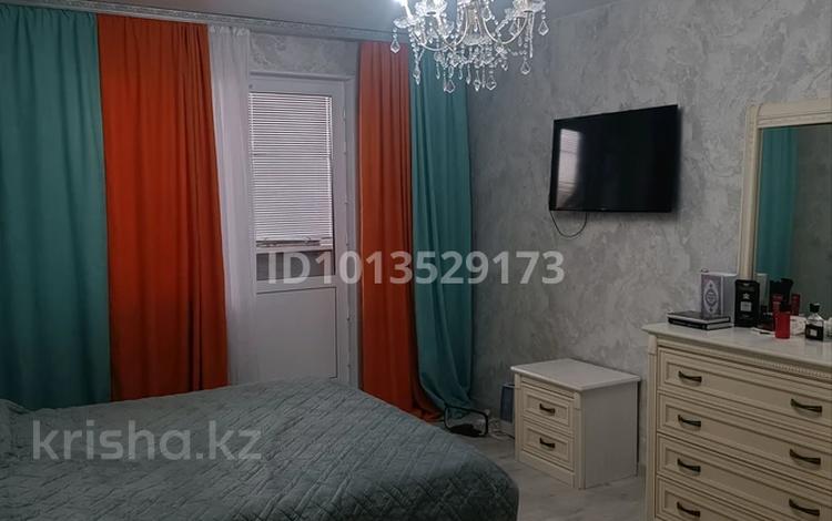 3-комнатная квартира · 74 м² · 9/9 этаж, 10 4 за 20 млн ₸ в Аксае — фото 2