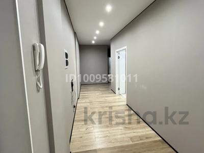3-бөлмелі пәтер · 90 м² · 19/23 қабат, Айнакол, бағасы: 51 млн ₸ в Астане, Алматы р-н