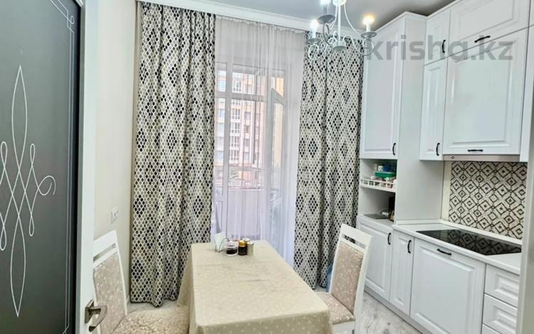 1-бөлмелі пәтер · 37 м² · 2/10 қабат, Айтеке би 14, бағасы: 27.9 млн ₸ в Астане, Нура р-н — фото 2