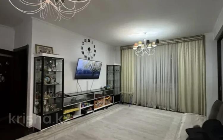 7-бөлмелі пәтер · 250 м² · 4/5 қабат, Туран 9, бағасы: 145 млн ₸ в Астане, Есильский р-н — фото 2