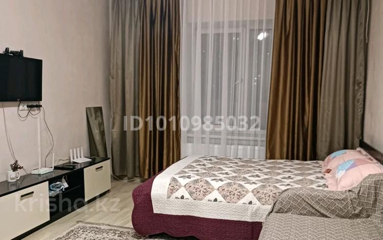 1-комнатная квартира · 44.4 м² · 1/19 этаж, Брусиловского 167 за 210 000 〒 в Алматы, Алмалинский р-н — фото 2