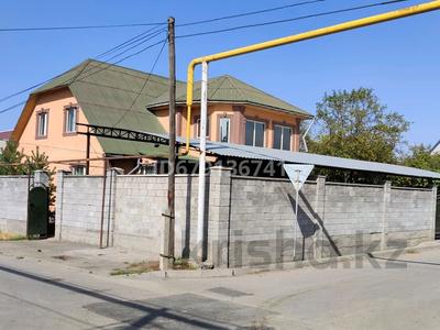Отдельный дом • 7 комнат • 210 м² • 10 сот., мкр Акбулак за 120 млн 〒 в Алматы, Алатауский р-н
