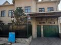 Жеке үй · 11 бөлме · 410 м² · 6 жүзд., Кадеева 24 — Алимбетова и Байтурсынова, Рыскулбекова и Кожанова, бағасы: 147 млн ₸ в Шымкенте, Аль-Фарабийский р-н