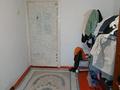 2-бөлмелі пәтер · 43 м² · 4/4 қабат, ул. Рашидова112 15, бағасы: 13 млн ₸ в Шымкенте, Енбекшинский р-н — фото 2