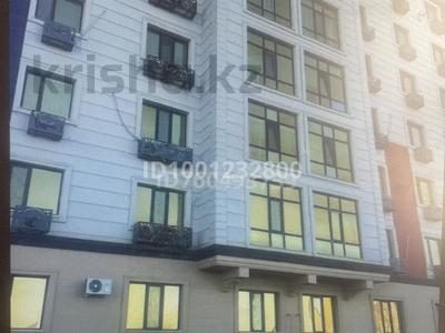 Коммерциялық жылжымайтын мүлік в Атырауской обл.: Кеңселер, дүкендер мен бутиктер, сұлулық салондары · 84 м², бағасы: 453 600 〒 Кеңселер, дүкендер мен бутиктер, сұлулық салондары · 84 м², бағасы: 453 600 〒 в Атырау, мкр Нурсая