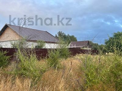 Отдельный дом · 2 комнаты · 100 м² · 10 сот., Восточные дачи 7 — 7 тополей за 15.5 млн 〒 в Семее