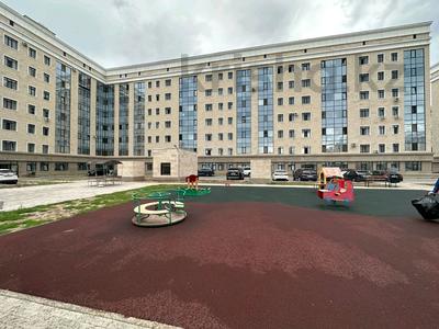 3-комнатная квартира, 128 м², 3/8 этаж, Мәңгілік Ел 21 за 53 млн 〒 в Астане, Есильский р-н