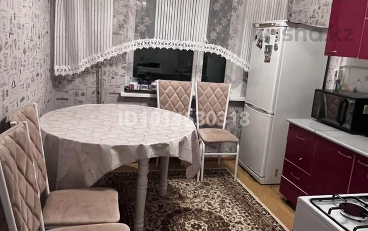 2-бөлмелі пәтер · 53 м² · 2/5 қабат, Актамберды 26 — Центр города, бағасы: 17 млн ₸ в  — фото 2