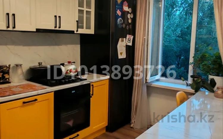 4-бөлмелі пәтер · 83 м² · 5/5 қабат, Таугүл ш/а. 31, бағасы: 65 млн ₸ в Алматы, Ауэзовский р-н — фото 2