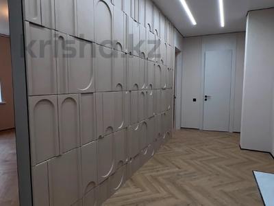 4-бөлмелі пәтер · 145 м² · 2/5 қабат, алтын орда, бағасы: 59 млн ₸ в Актобе