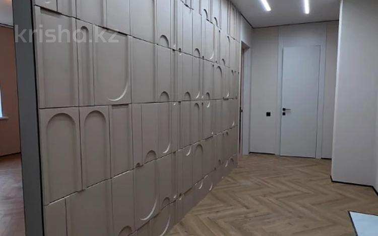 4-бөлмелі пәтер · 145 м² · 2/5 қабат, алтын орда, бағасы: 59 млн ₸ в Актобе — фото 2