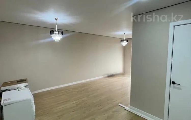 2-бөлмелі пәтер · 50 м² · 11/12 қабат, мкр Аккент, Омарова, бағасы: 28 млн ₸ в Алматы, Алатауский р-н — фото 2