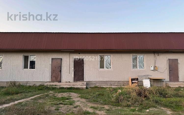 Отдельный дом · 2 комнаты · 40 м² · 6 сот., Байдібек баба 50 — Магазин Адемі за 115 000 ₸ в Туздыбастау (Калинино) — фото 5