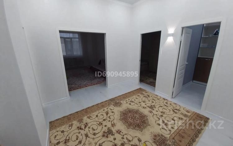 2-комнатная квартира, 85 м², 6/9 этаж помесячно, 20-й мкр 5