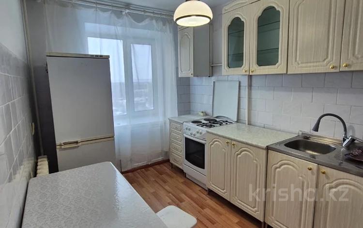 3-бөлмелі пәтер · 79.6 м² · 8/9 қабат, Утепбаева 50В, бағасы: 25.9 млн ₸ в Семее — фото 2