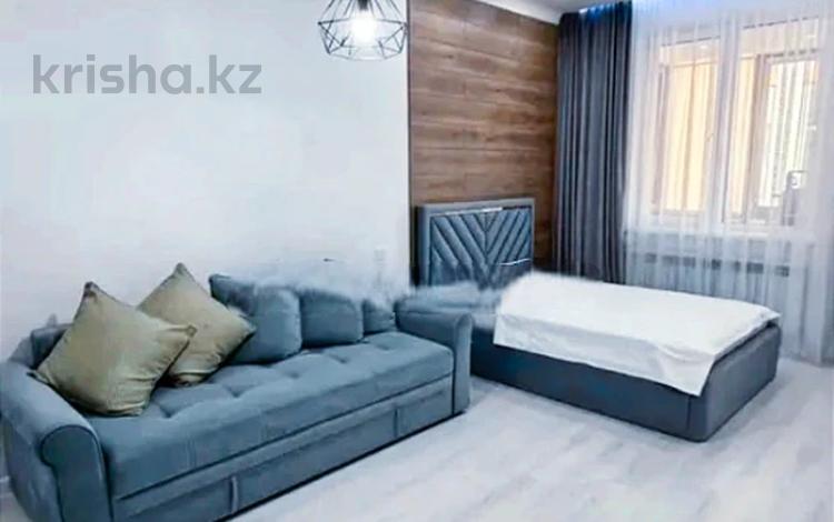 1-комнатная квартира · 50 м² · 6/11 этаж, 16-й мкр 57 — МОРЕ,АКВАПАРК,ТРК АКТАУ,ЦЕНТР ГОРОДА за 8 000 ₸ в Актау — фото 3