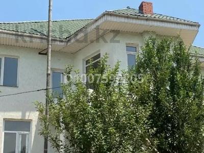Дом · 12 комнат · 500 м², Наурыз 69 за 100 000 ₸ в Алматы