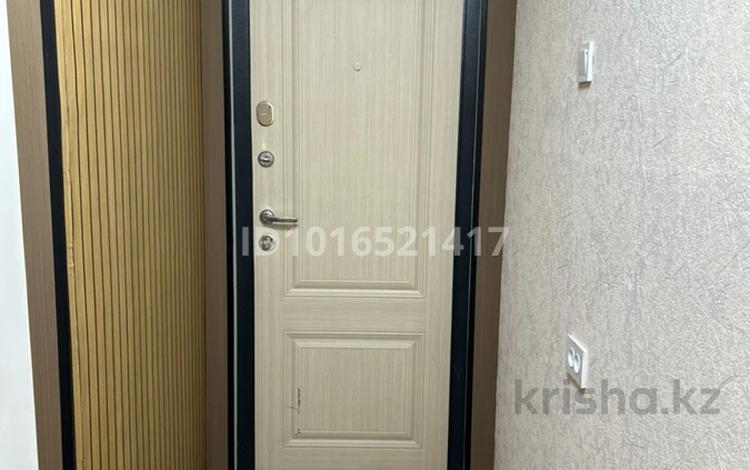 2-комнатная квартира · 43 м² · 1/5 этаж, Майкудук, 17й микрорайон 49 за 150 000 ₸ в Караганде, Алихана Бокейханова р-н — фото 2