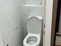 2-комнатная квартира · 43 м² · 1/5 этаж, Майкудук, 17й микрорайон 49 за 150 000 ₸ в Караганде, Алихана Бокейханова р-н — фото 3