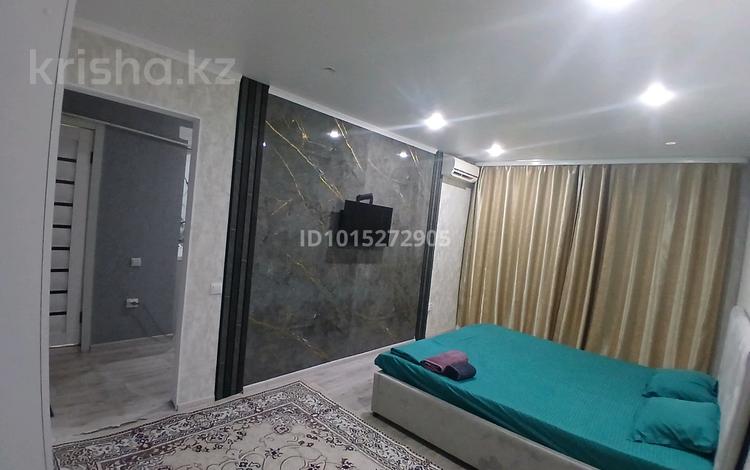 1-бөлмелі пәтер · 35 м² · 1/9 қабат, 12 ш/а. 43, бағасы: 12 000 ₸ в Актобе, мкр 12 — фото 2