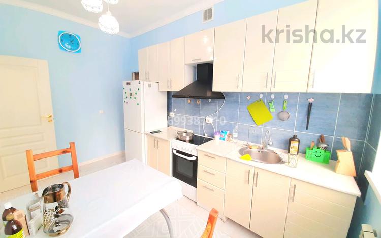 2-бөлмелі пәтер · 63 м² · 9 қабат, Кошкарбаева, бағасы: 350 000 ₸ в Астане, Сарайшык р-н — фото 2