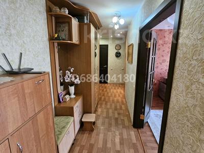 3-комнатная квартира, 61 м², 3/9 этаж, 5 мкр 12 за 17.5 млн 〒 в Степногорске