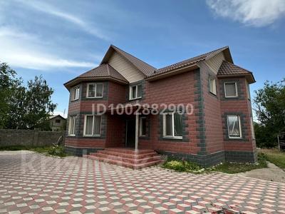 Жеке үй · 5 бөлме · 240 м² · 15 сот., Бейбітшілік 54 — Средняя школа Байтерек, бағасы: 80 млн ₸ в Байтереке (Новоалексеевке)