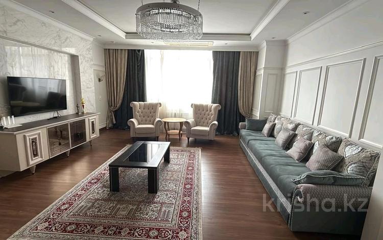 5-комнатная квартира · 212 м² · 12 этаж, Ахмет Байтурсынулы 1, 3, 5, 9 за 1.5 млн ₸ в Астане, Сарайшык р-н — фото 2