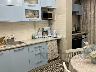 3-бөлмелі пәтер · 74 м² · 6/9 қабат, мкр Аксай-4 83, бағасы: 52 млн ₸ в Алматы, Ауэзовский р-н