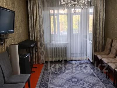 3-комнатная квартира · 62 м² · 2/5 этаж, 5 мкр за 19.6 млн ₸ в Талдыкоргане, мкр Самал