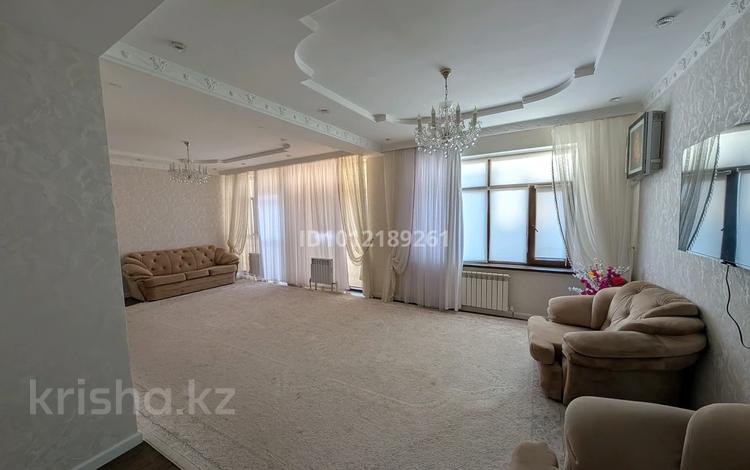 4-бөлмелі пәтер · 180 м² · 7/11 қабат, 17-й мкр 18, бағасы: 75 млн ₸ в Актау — фото 2