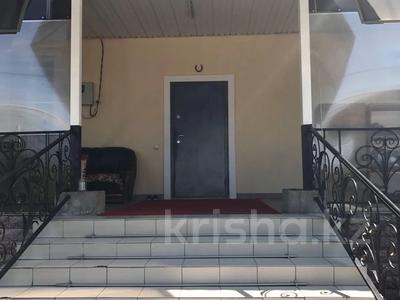 Отдельный дом · 8 комнат · 320 м² · 7.8 сот., Мамыр 56 — Розыбакиева за 245 млн 〒 в Алматы, Бостандыкский р-н