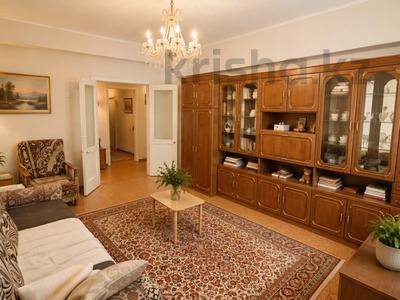 3-комнатная квартира · 75 м² · 2/5 этаж, мкр Коктем-2 за 64 млн ₸ в Алматы, Бостандыкский р-н