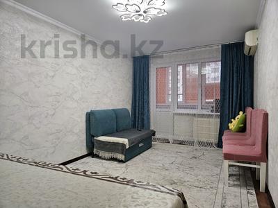 2-комнатная квартира · 45 м² · 4/5 этаж, Акмурзина — ДВД (Школа №1) за 15.5 млн ₸ в Уральске