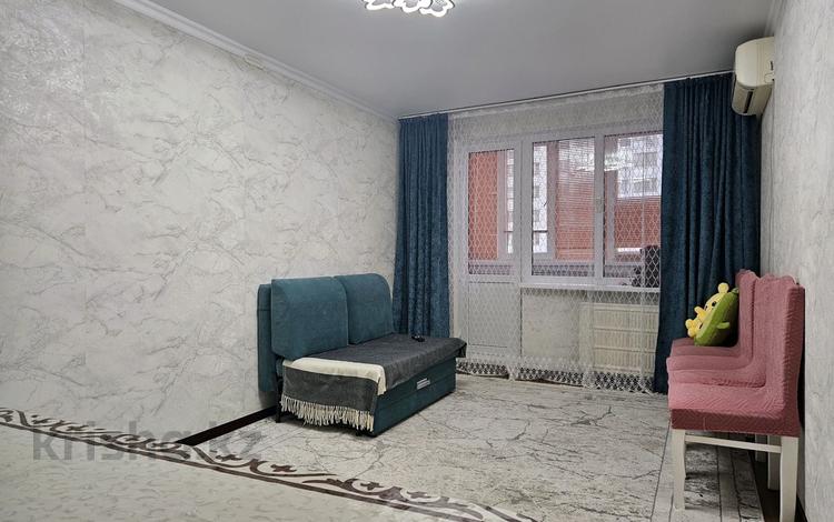 2-комнатная квартира · 45 м² · 4/5 этаж, Акмурзина — ДВД (Школа №1) за 15.5 млн ₸ в Уральске — фото 2